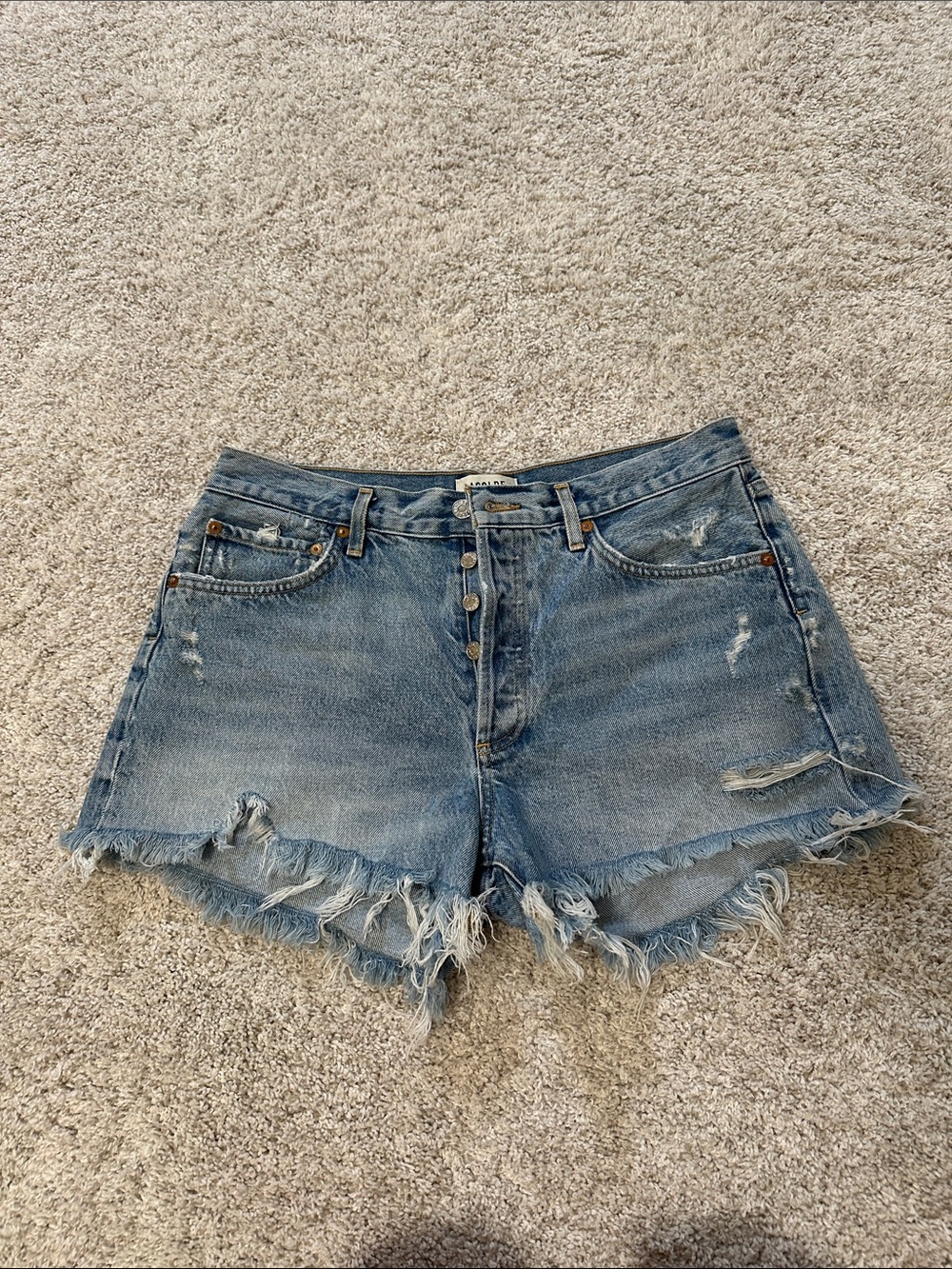Agolde Distressed Raw-Hem Denim Shorts - Light Blue